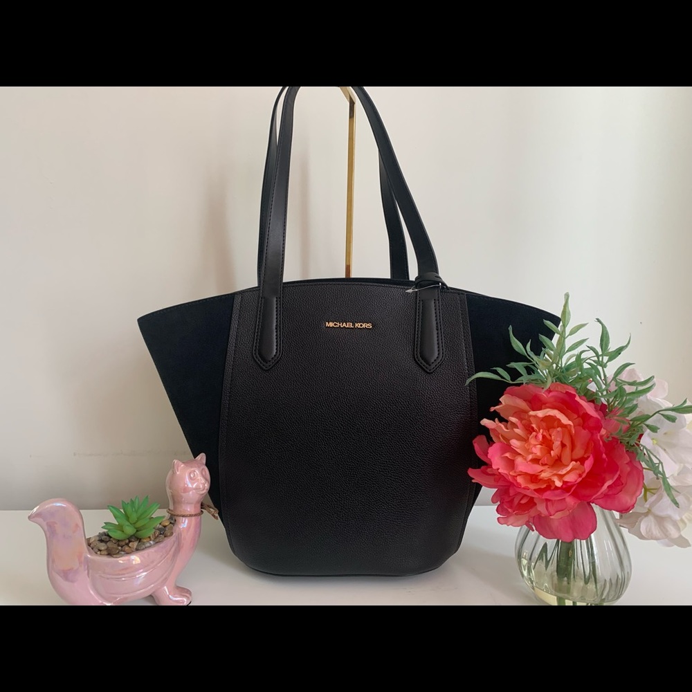 Michael Kors Portia Leather Tote in Black